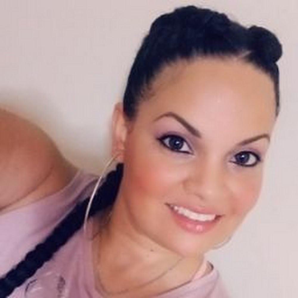 Meet your Posher, Alondra